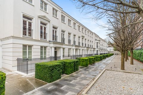 Hamilton Drive, St John's Wood, London NW8