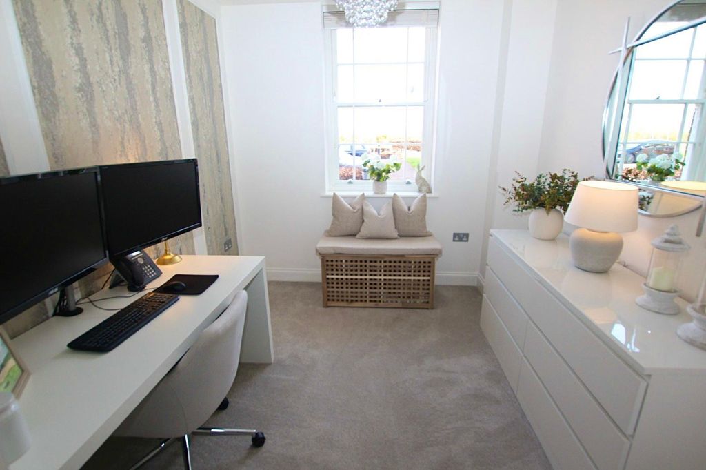 Additional image 17 of 2 bed flat for saleRobertson Drive, Lanark ML11