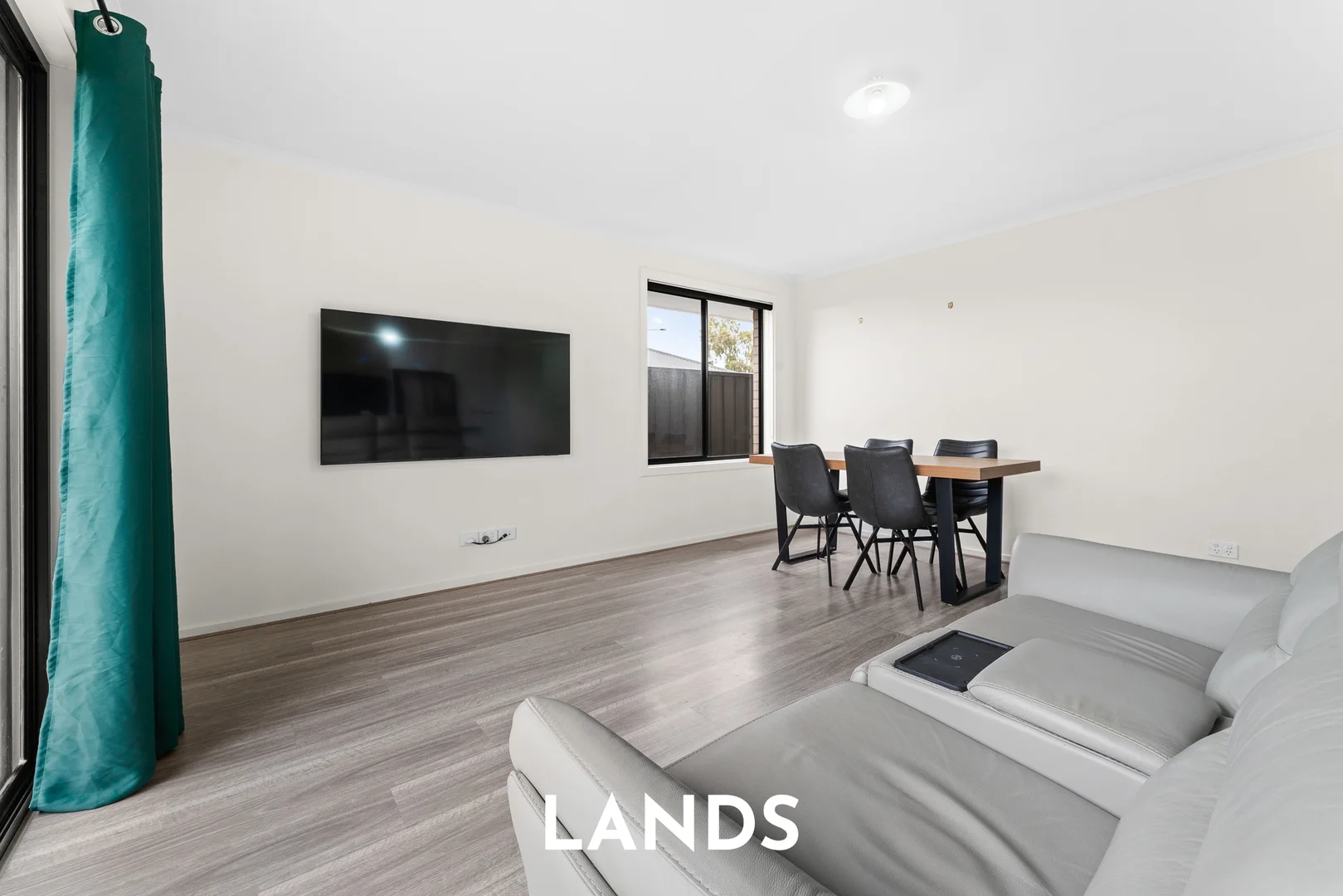 Additional image 5 of 2/35-41 Saints Road, Salisbury Plain SA 5109