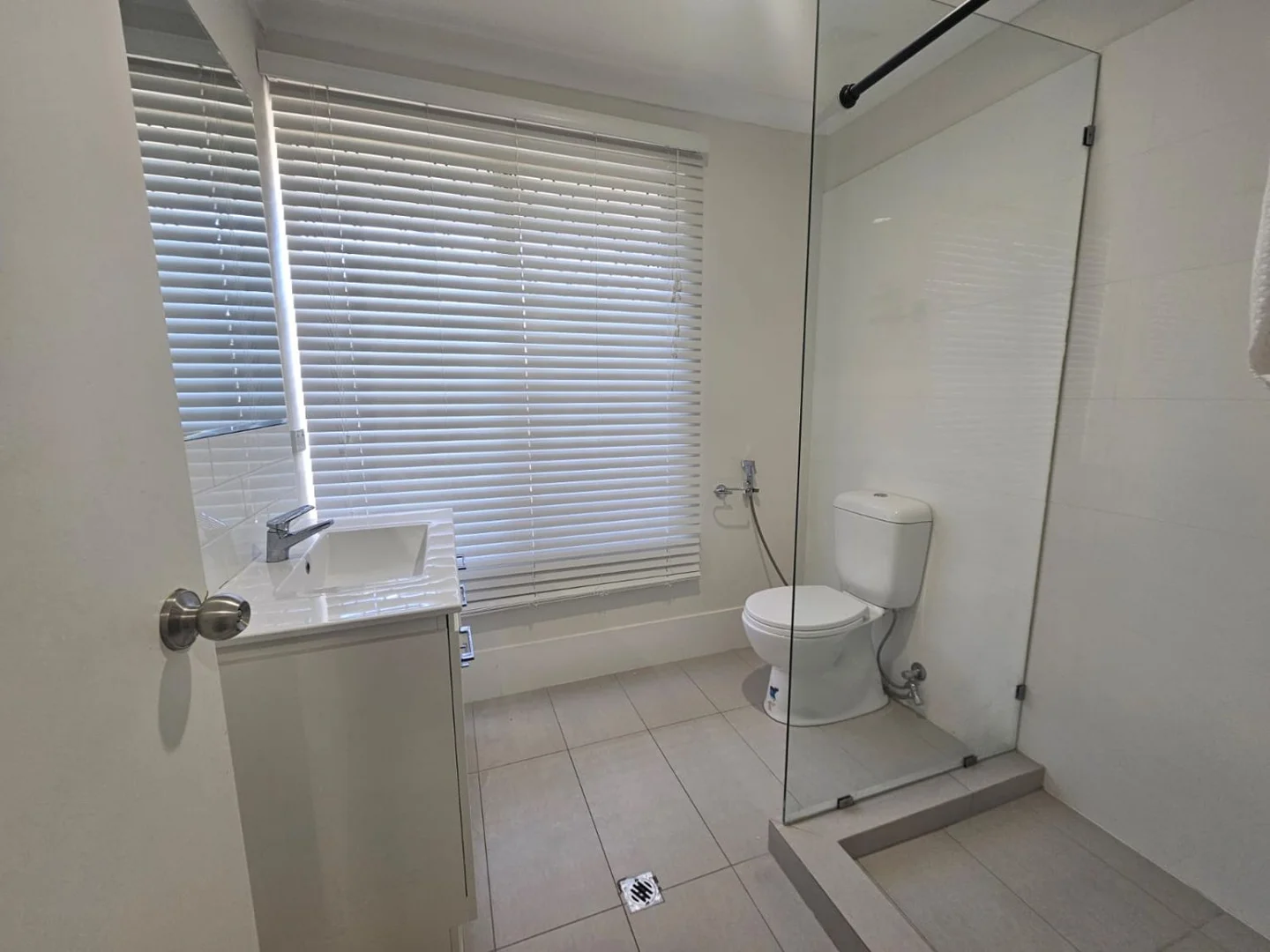 Additional image 10 of 50 Forest Lakes Drive, Thornlie WA 6108