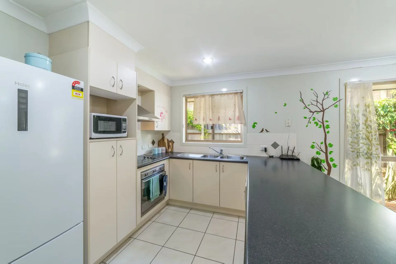 6 Silver Gull Street, Coomera QLD 4209 photo 4