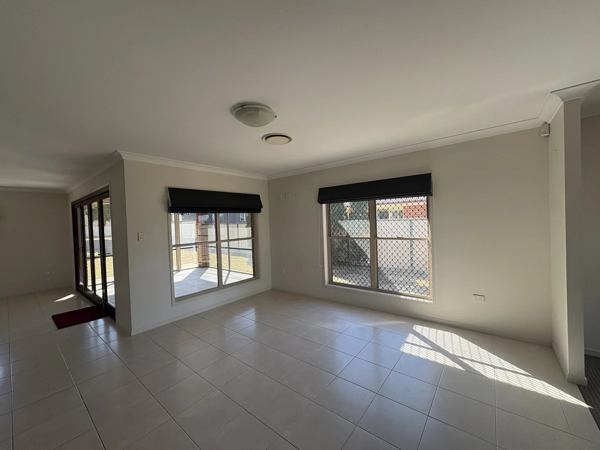 42 Himyar Drive, Warwick QLD 4370 photo 5