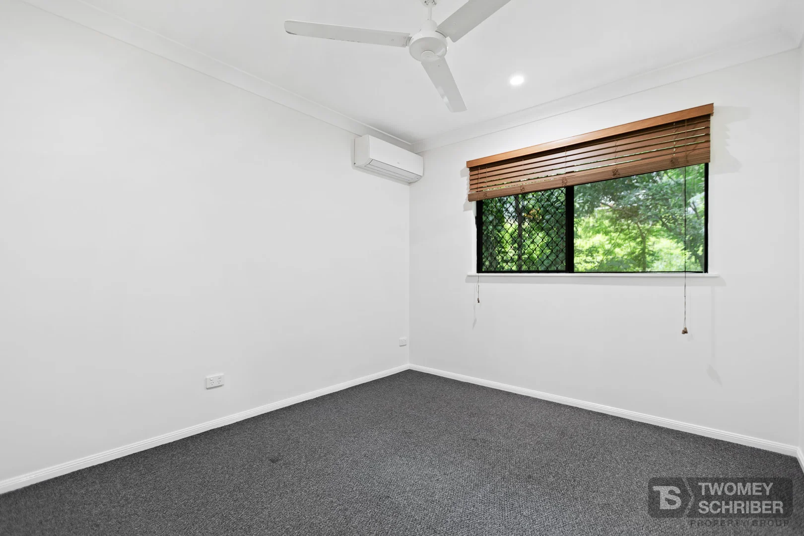 Additional image 10 of 1/11-19 Stratford Parade, Stratford QLD 4870
