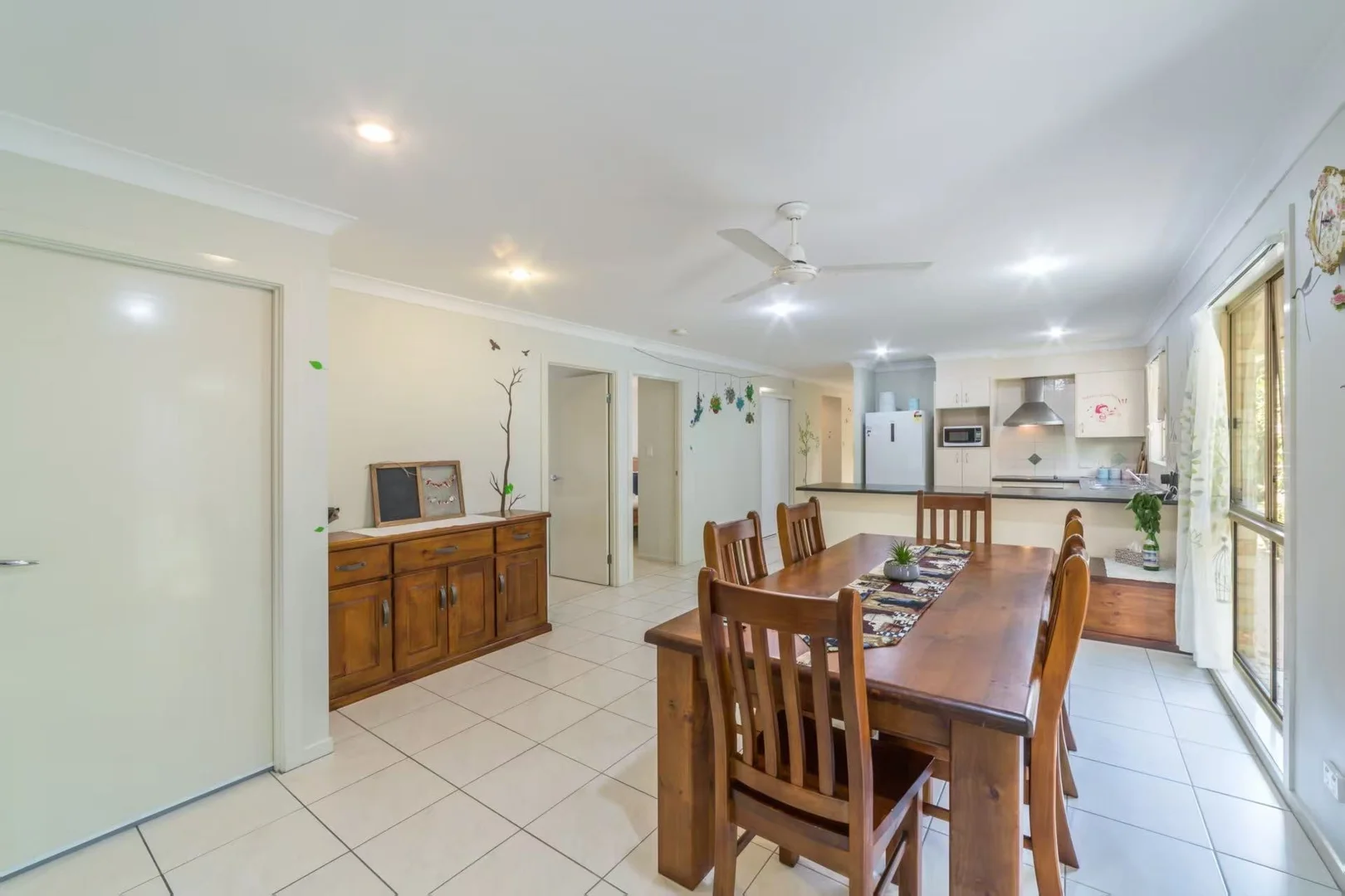 6 Silver Gull Street, Coomera QLD 4209 photo 2