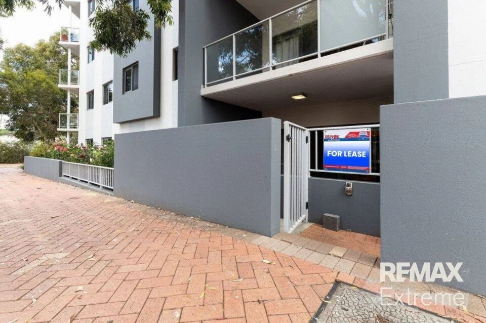 1/2 Walsh Loop, Joondalup WA 6027