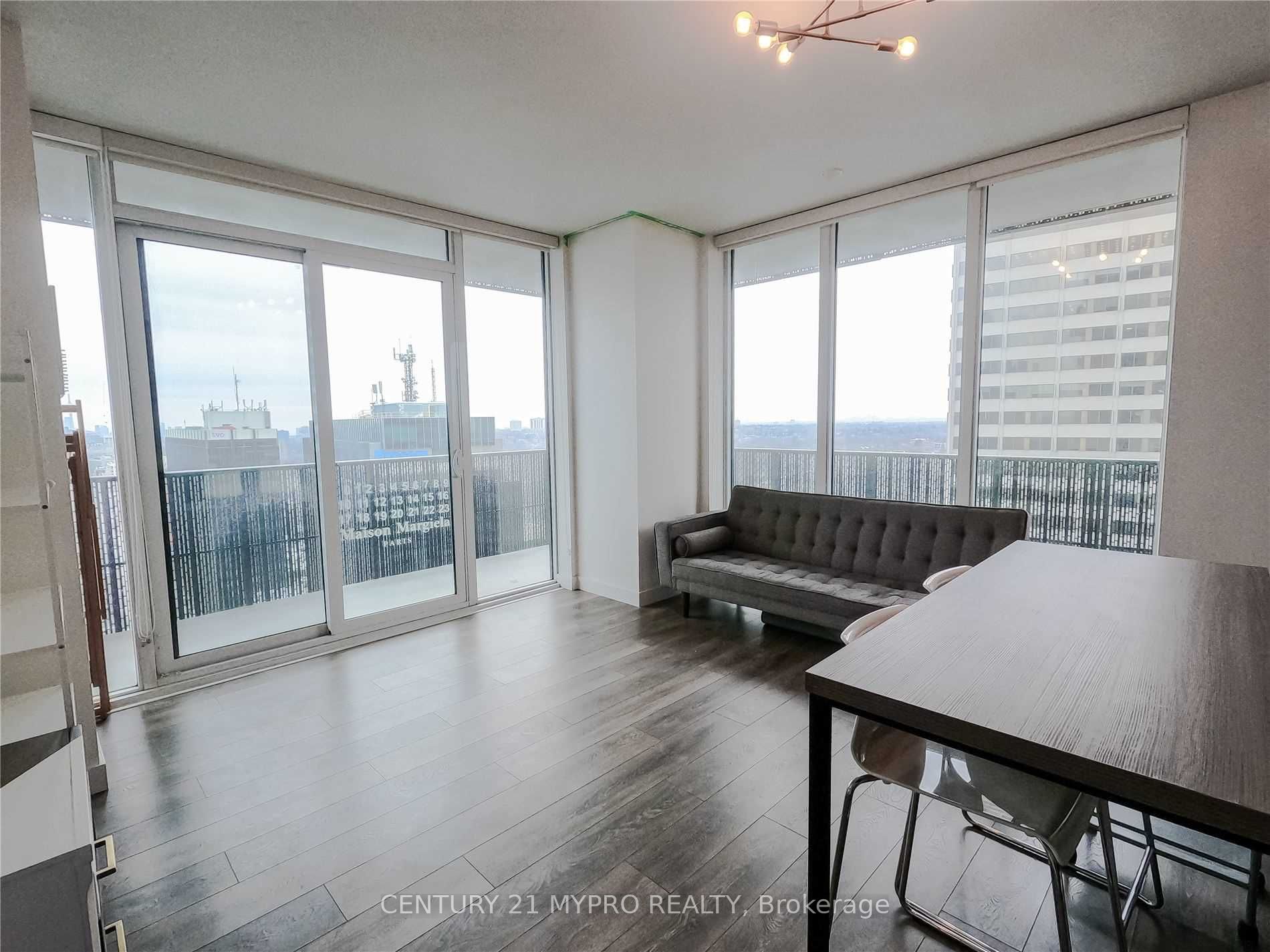 Additional image 2 of 1702-8 Eglinton Avenue E, Toronto, ON, M4P 0C1