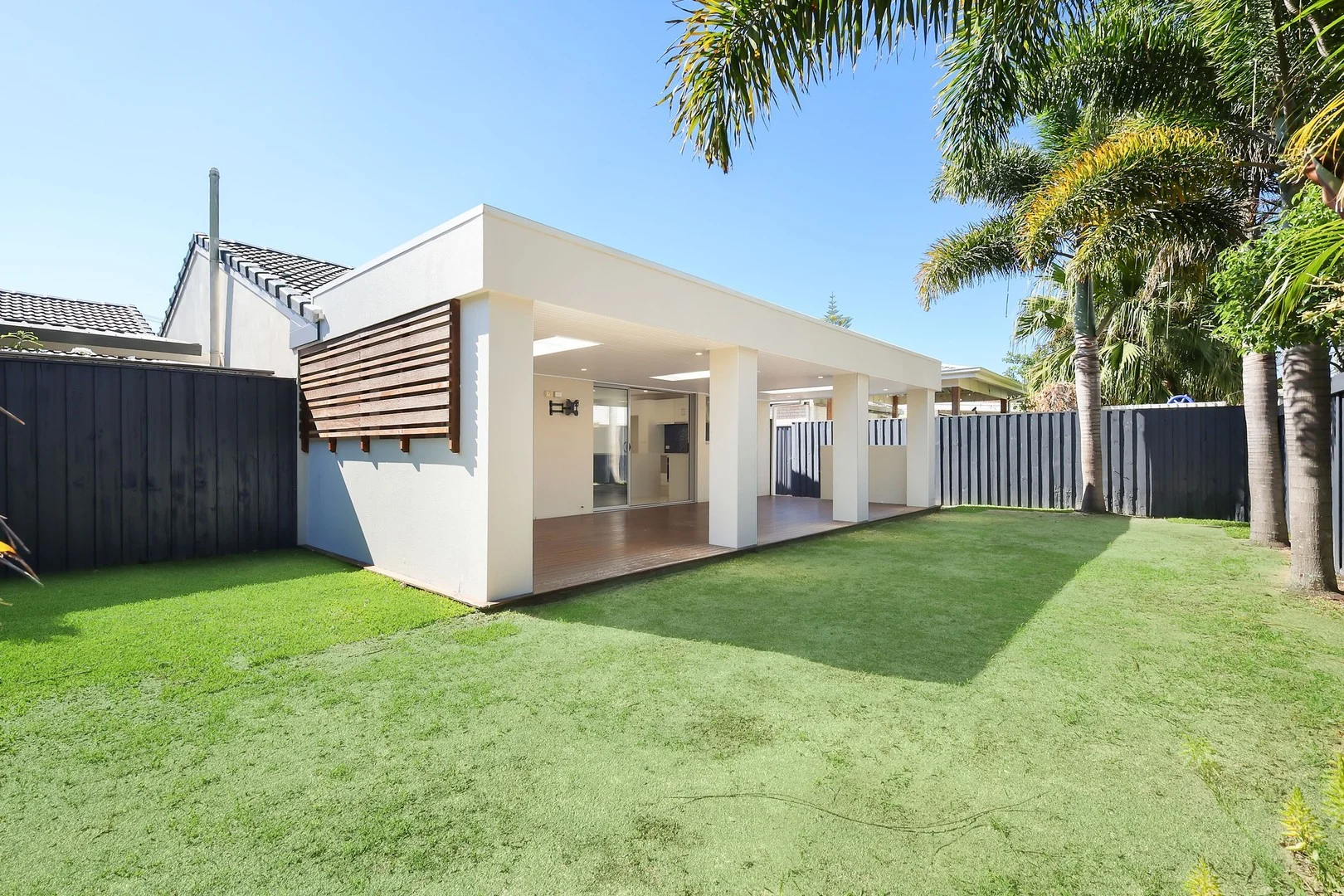 Additional image 7 of 2/4 Craft Court, Miami QLD 4220