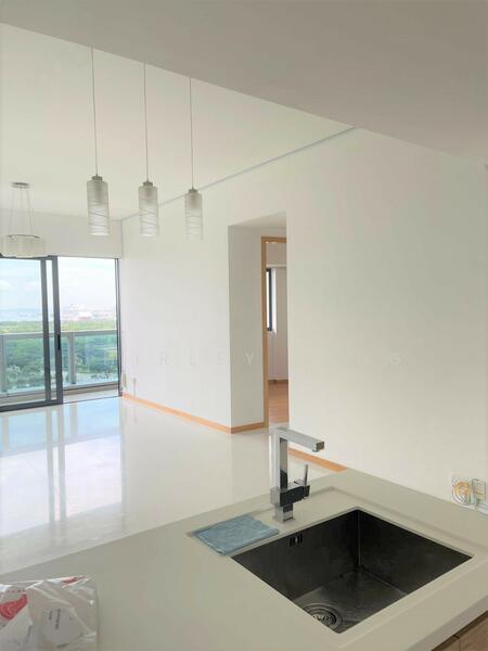 18 Marina Boulevard photo 2