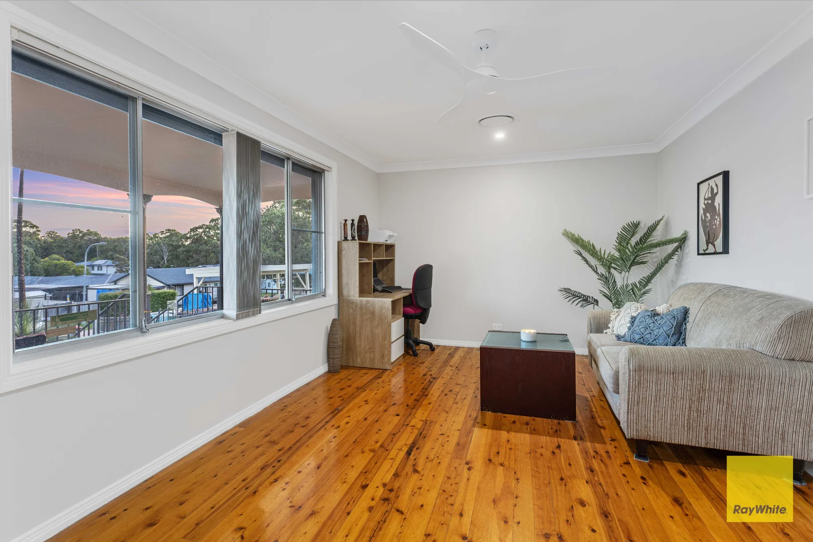 Additional image 3 of 10 Kisdon Crescent, Prospect NSW 2148