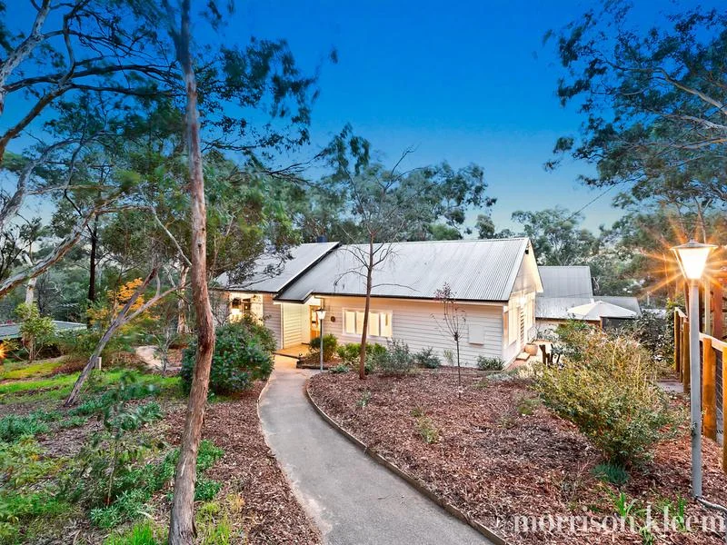 15 Carnon Street, Greensborough VIC 3088