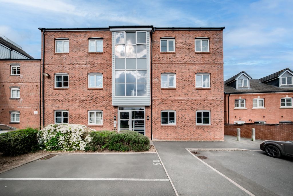 2 bed flat for saleChandley Wharf, Warwick CV34
