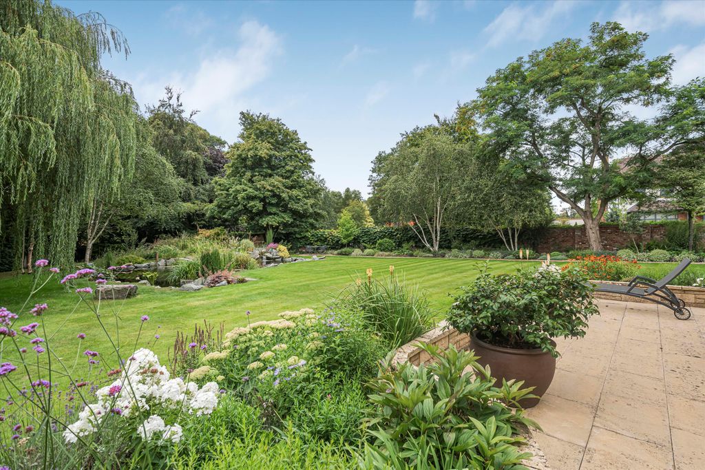 Additional image 35 of 7 bed detached house for saleParkside, Henley-On-Thames, Oxfordshire RG9