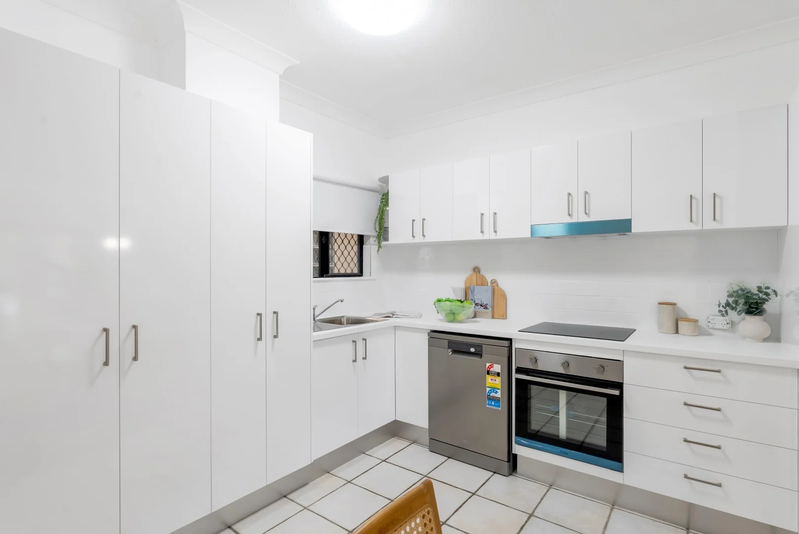 Additional image 8 of 5/2-4 McGuigan Street, Earlville QLD 4870