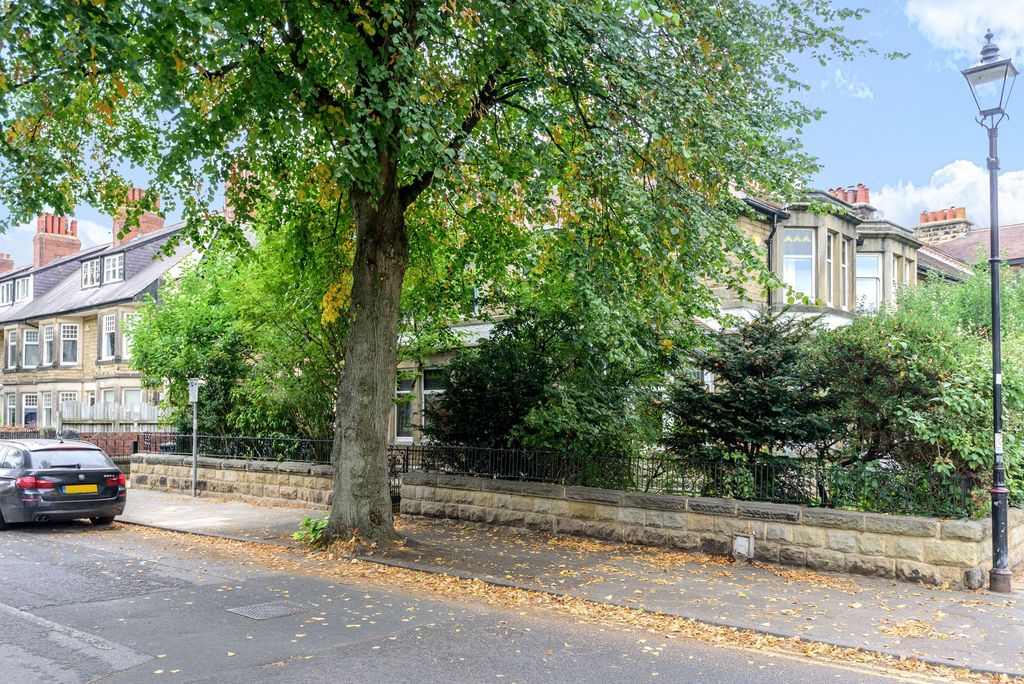 Additional image 25 of 4 bed terraced house for saleDragon Parade, Harrogate HG1