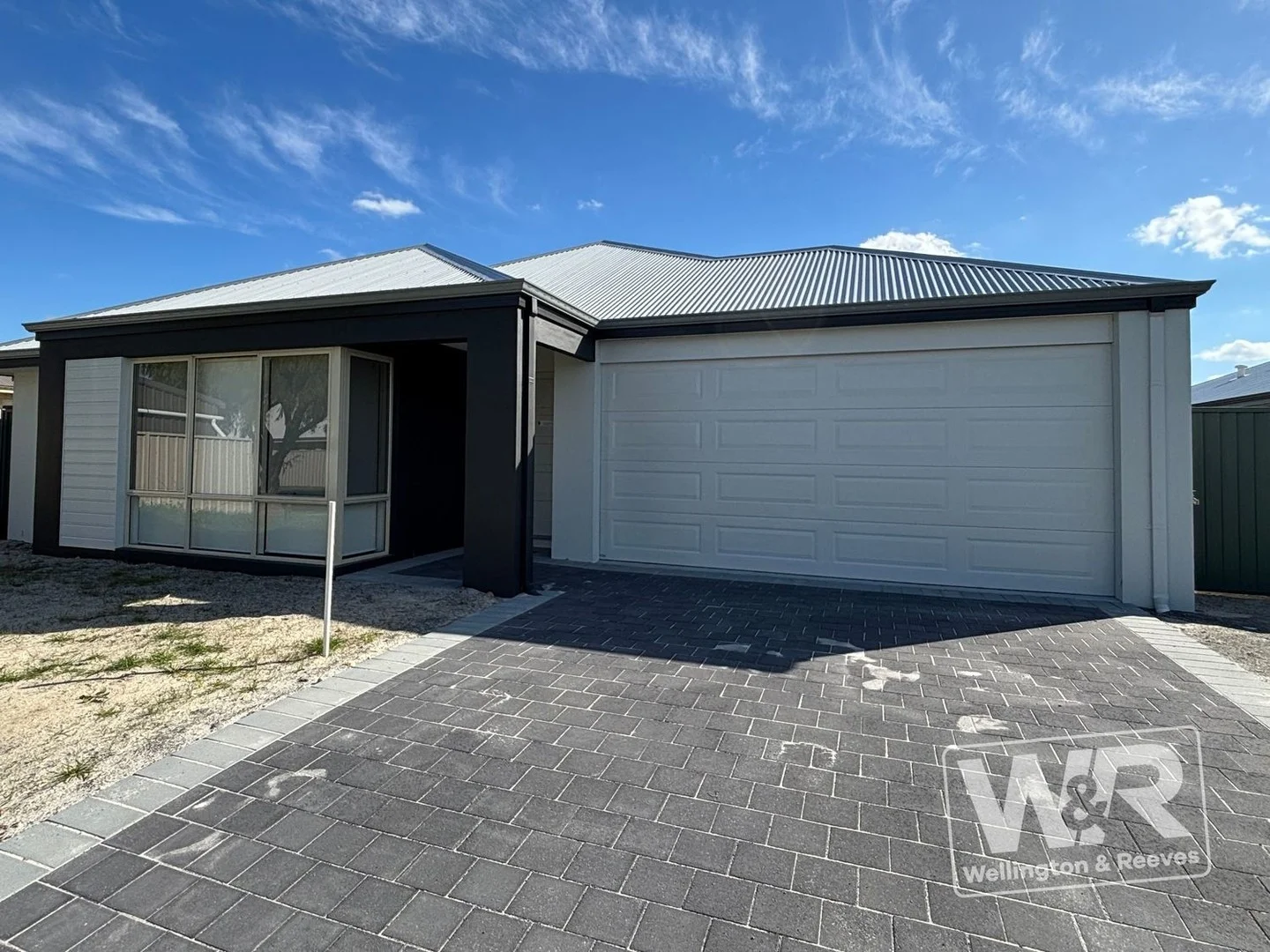 16 Satellite Close, McKail WA 6330