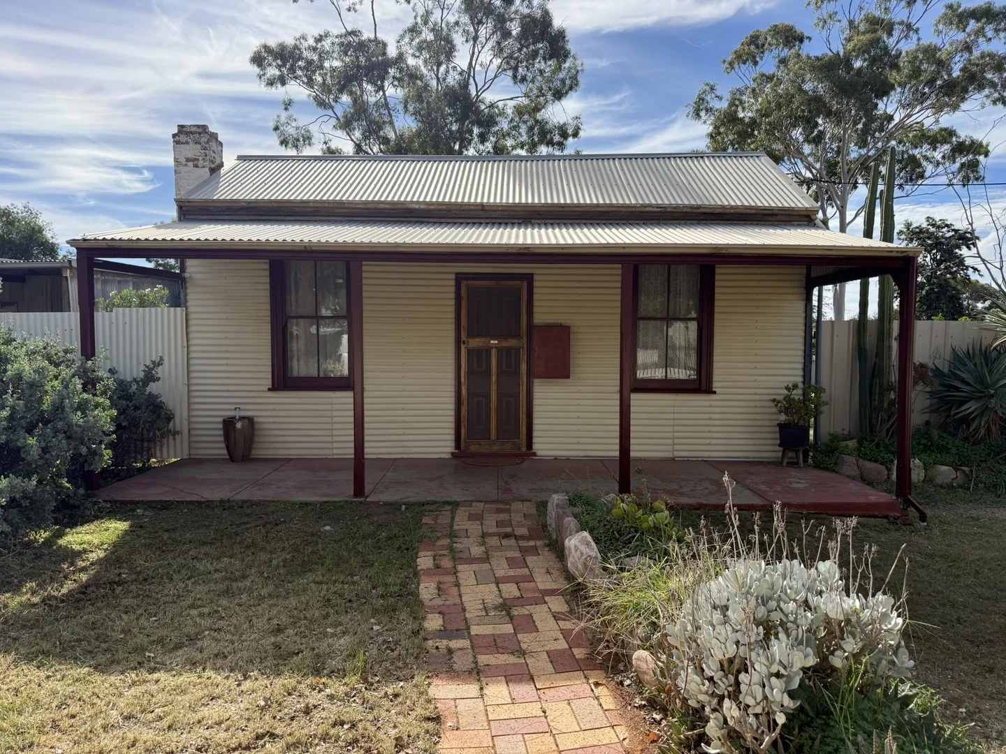 2 Fifth Street, Quorn SA 5433