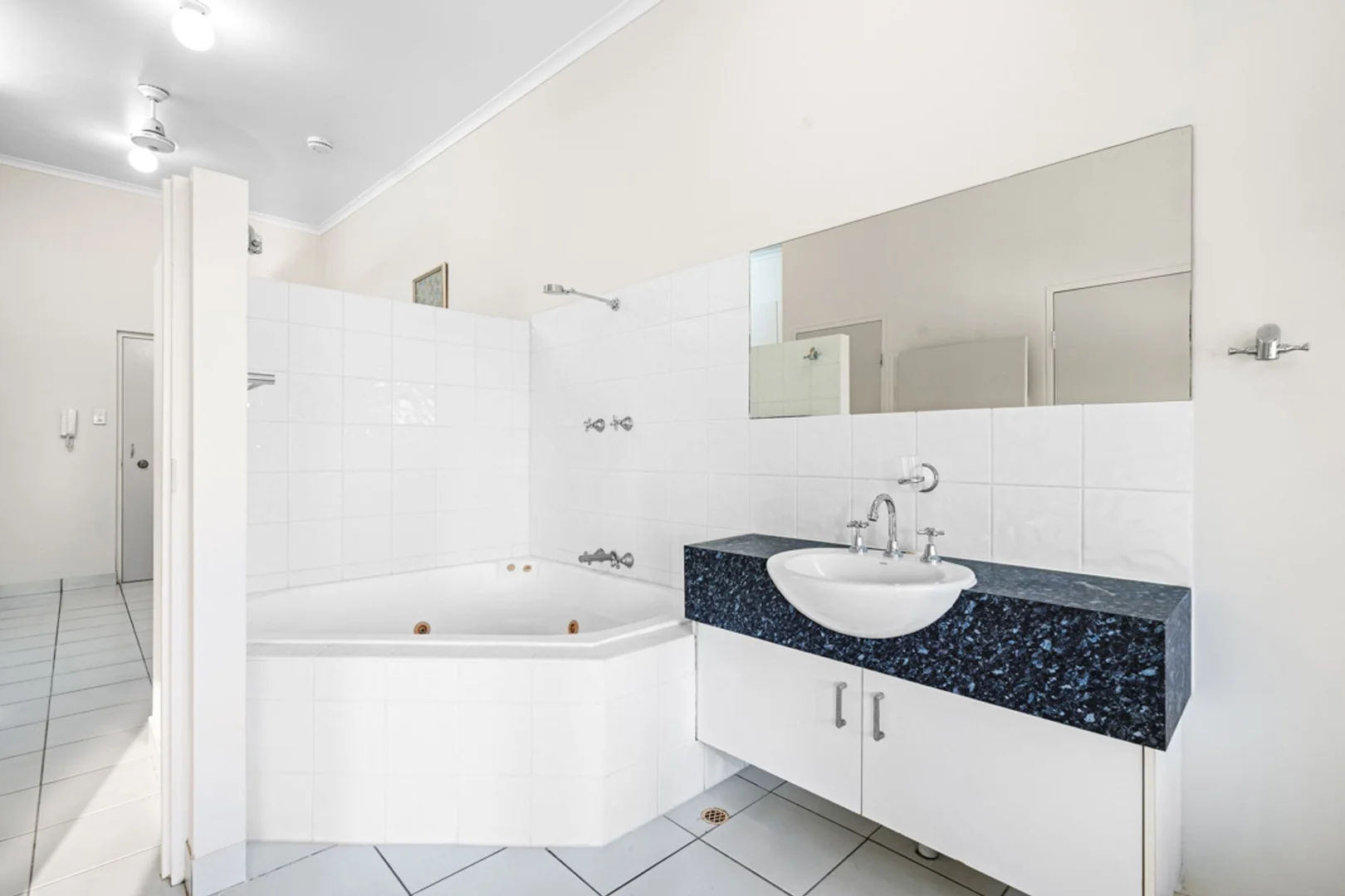 Additional image 6 of 157/21-23 Cavenagh Street, Darwin City NT 0800