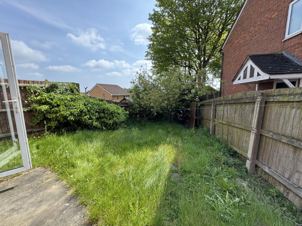 Brades Rise,  Oldbury, B69 photo 4