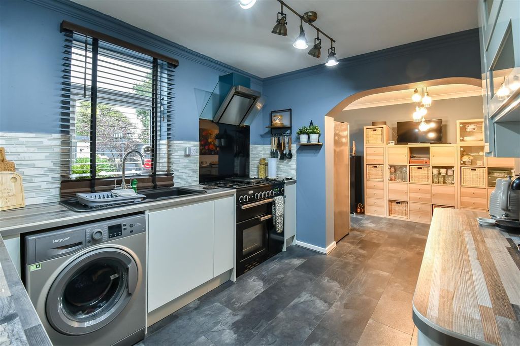Additional image 15 of 3 bed semi-detached house for saleColcot Road, Barry CF62