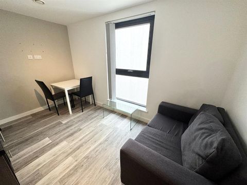 Leigh Street, Liverpool L1, Studio to rent