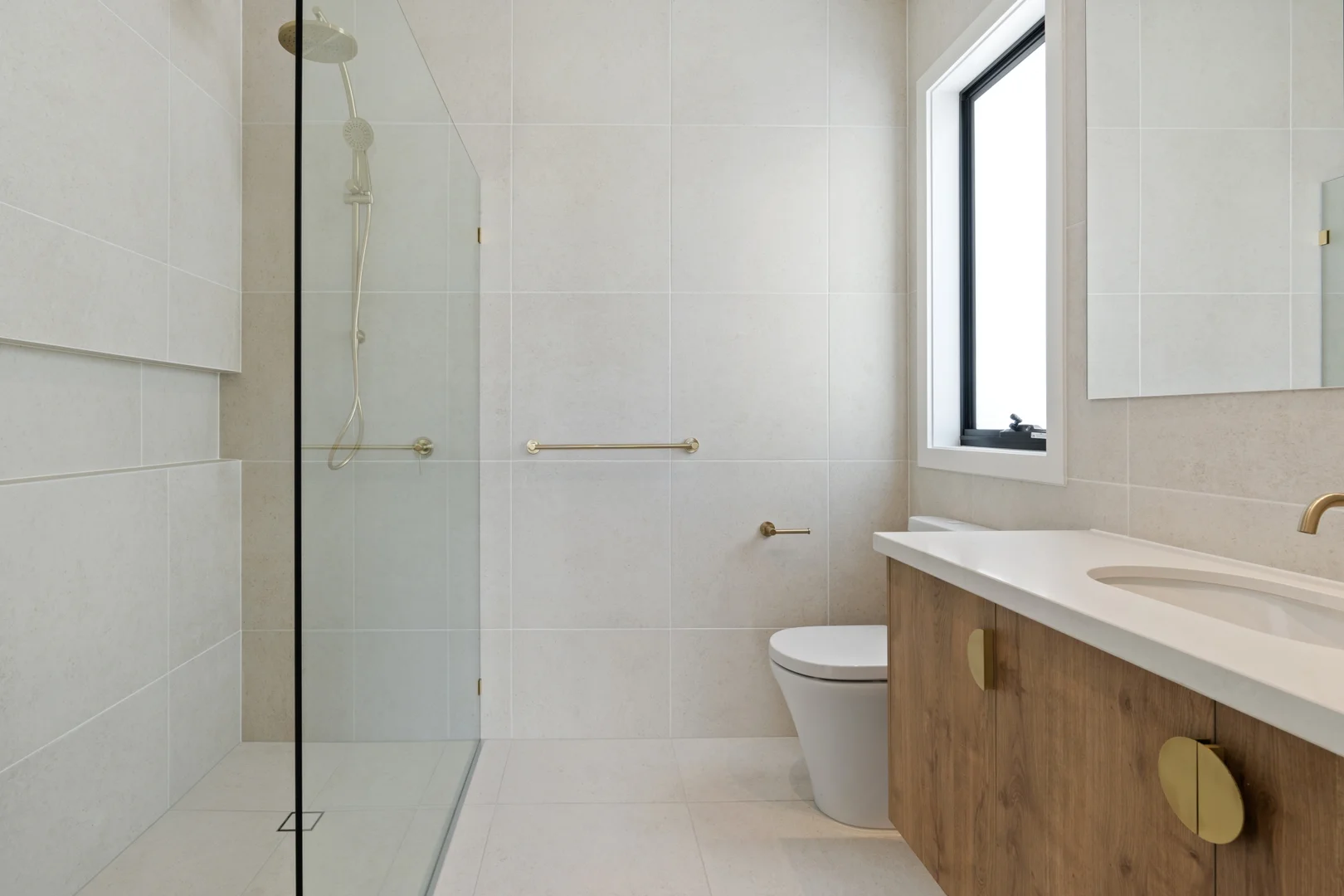 Additional image 31 of 8 Lake Serenity Boulevard, Helensvale QLD 4212