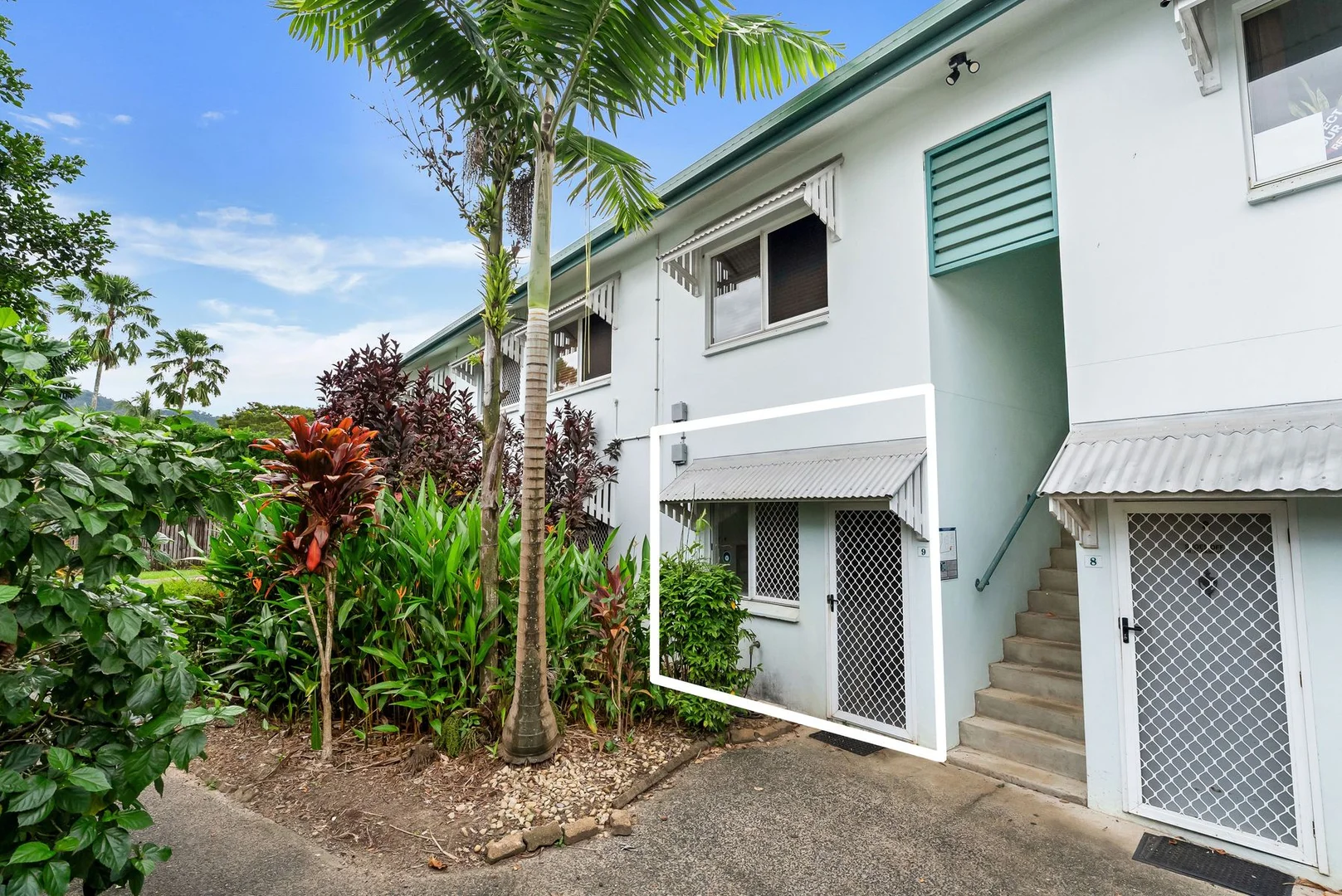 9/34 Springfield Crescent, Manoora QLD 4870 photo 2