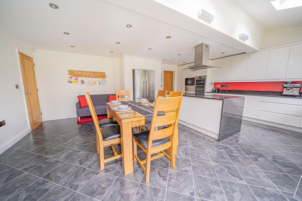 Additional image 4 of Withington Grove, Dorridge, B93