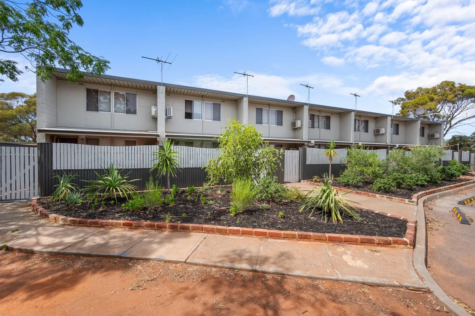 6/6 Myoporum Street, Kambalda West WA 6442