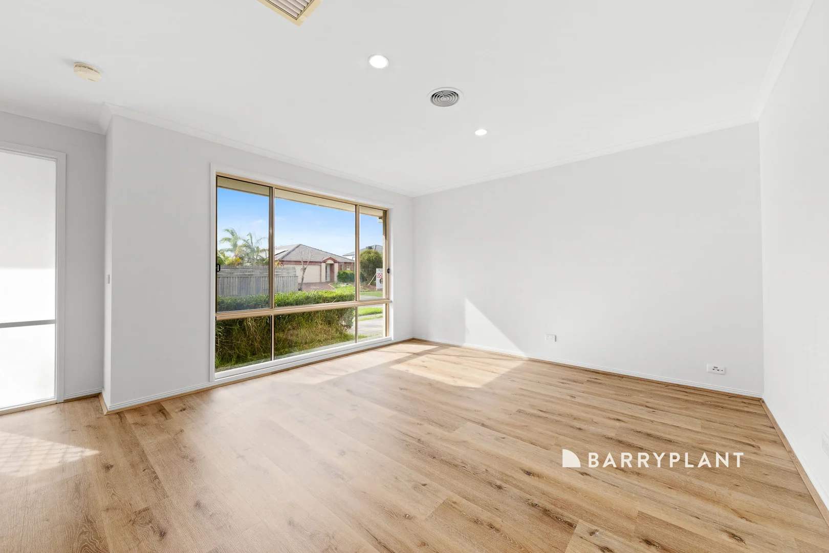 Additional image 5 of 13 St Georges Road, Narre Warren South VIC 3805