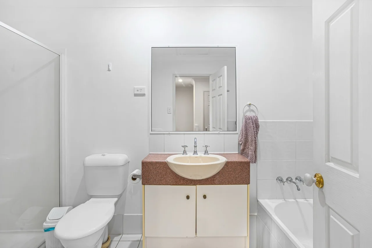 Additional image 12 of ID:21174097/100 Racecourse Drive, Bundall QLD 4217