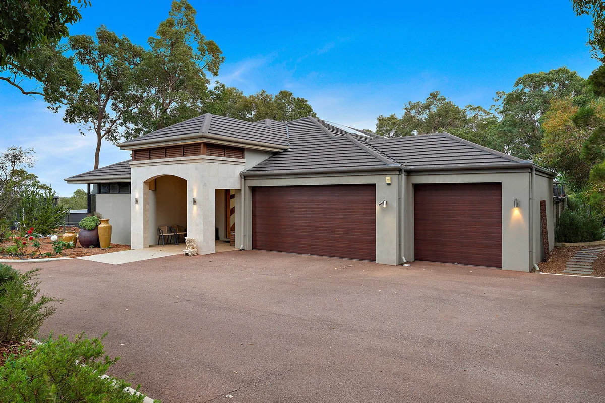 8 Meldrum Loop, Bedfordale WA 6112
