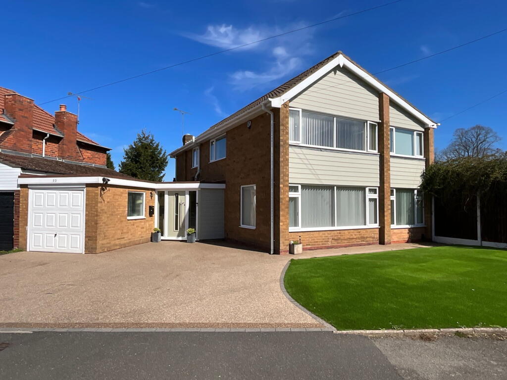 HALESOWEN, Newfield Crescent