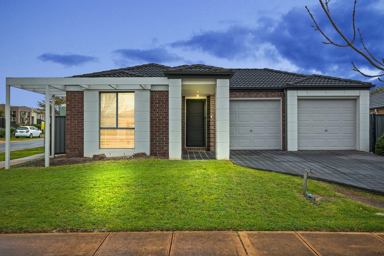 24 Pankhurst Promenade, Point Cook VIC 3030