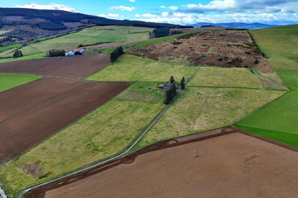 Land for salePremnay, Insch AB52 photo 2