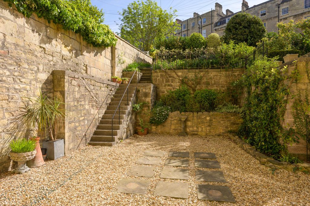 Additional image 10 of 3 bed flat for saleCavendish Place, Bath, Somerset BA1