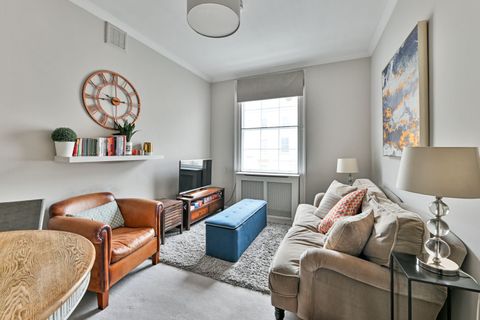 Gloucester Terrace, London W2