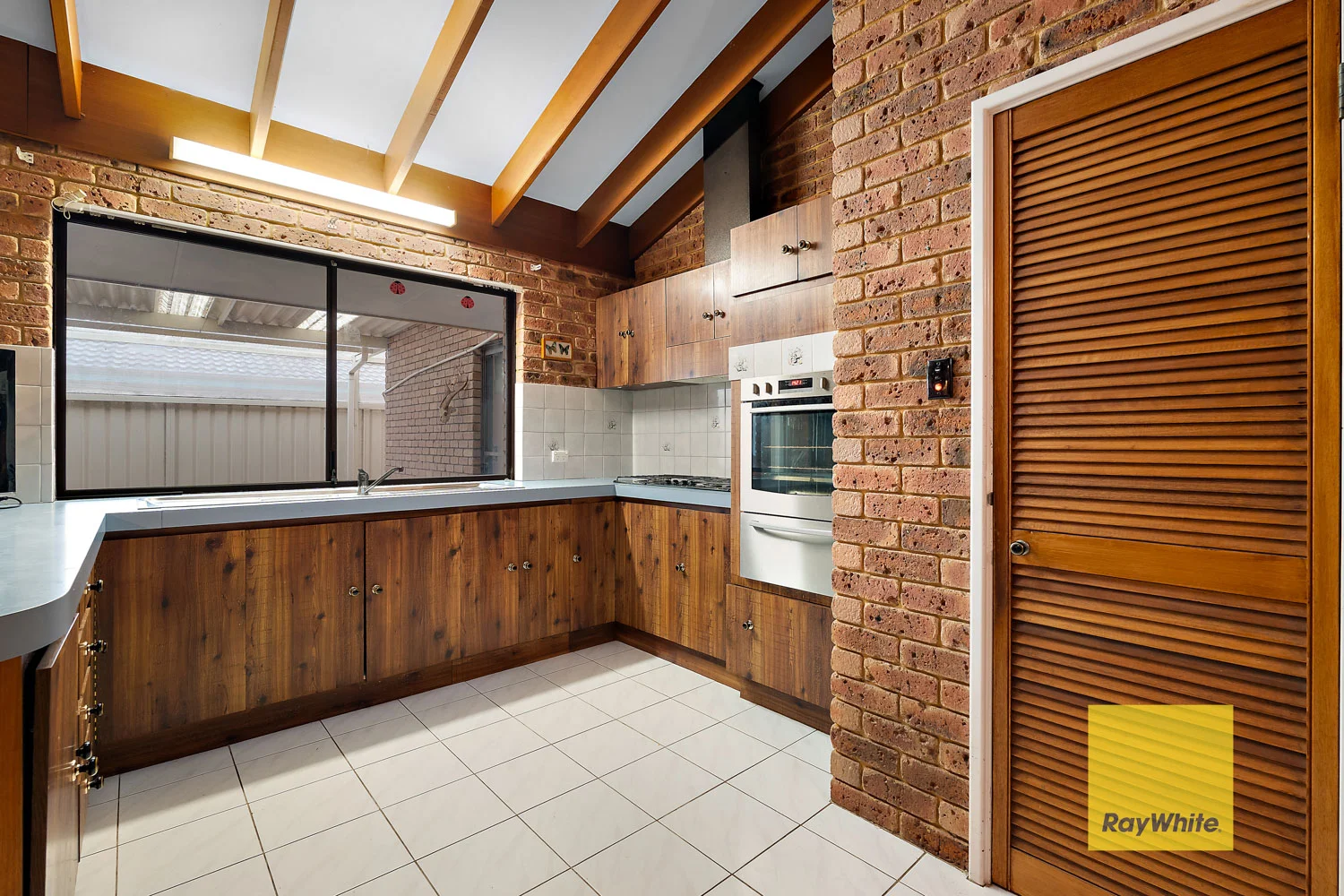 Additional image 4 of 6 Crest Court, Thornlie WA 6108