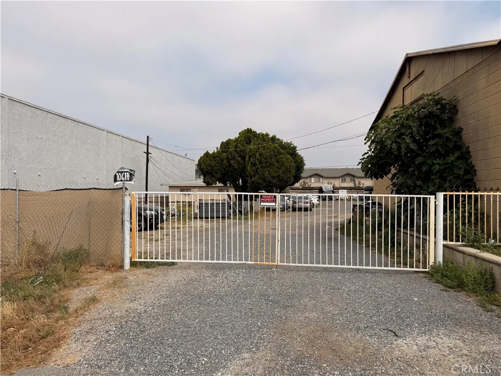 Additional image 10 of 10611 Magnolia Avenue, Riverside, CA 92505