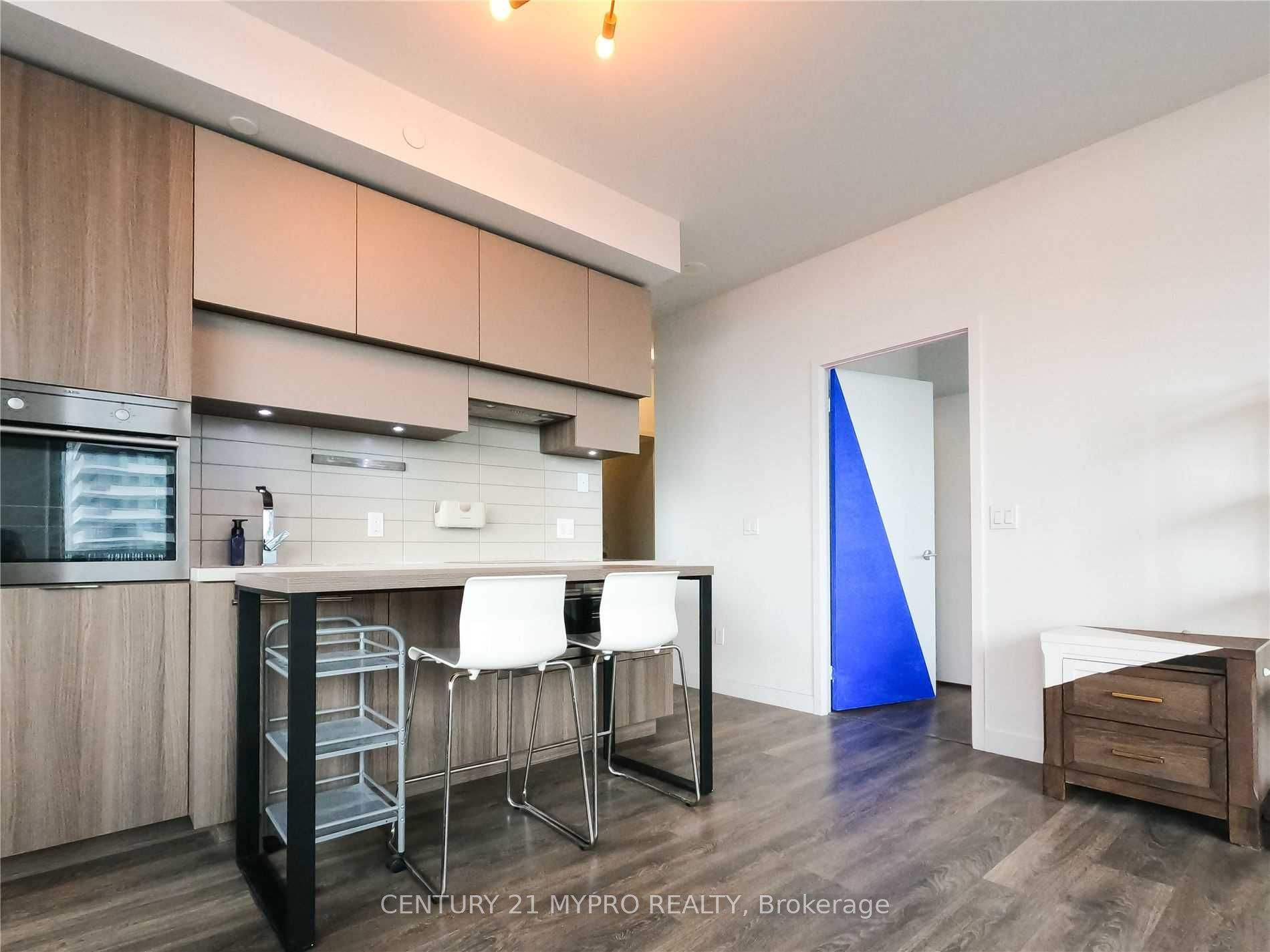 Additional image 3 of 1702-8 Eglinton Avenue E, Toronto, ON, M4P 0C1