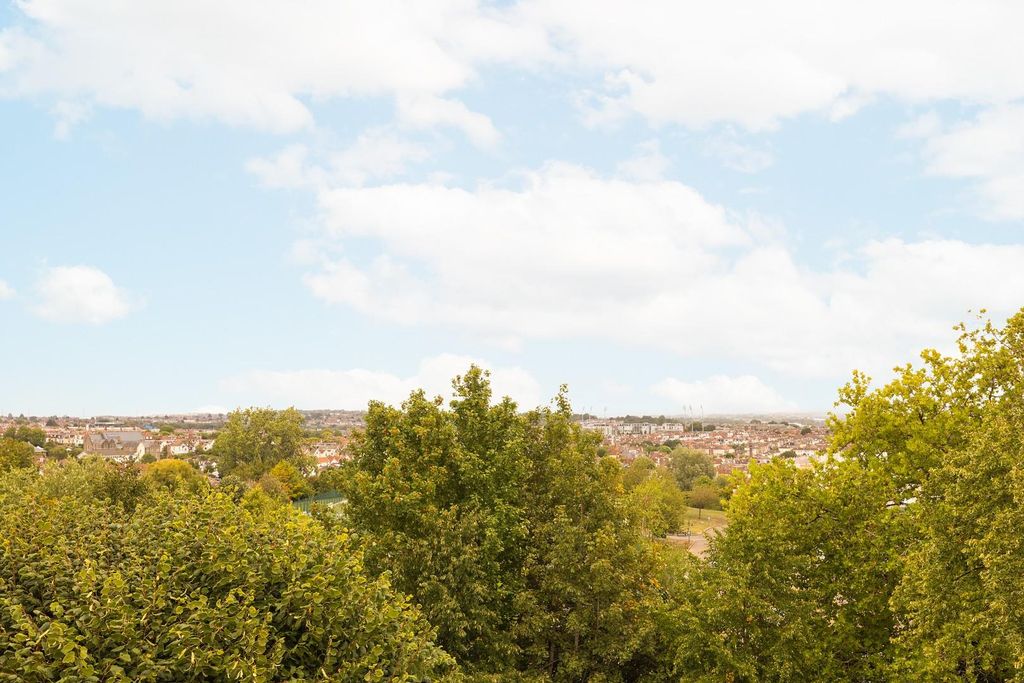 Additional image 6 of 3 bed flat for saleRedland Court Road, Redland BS6