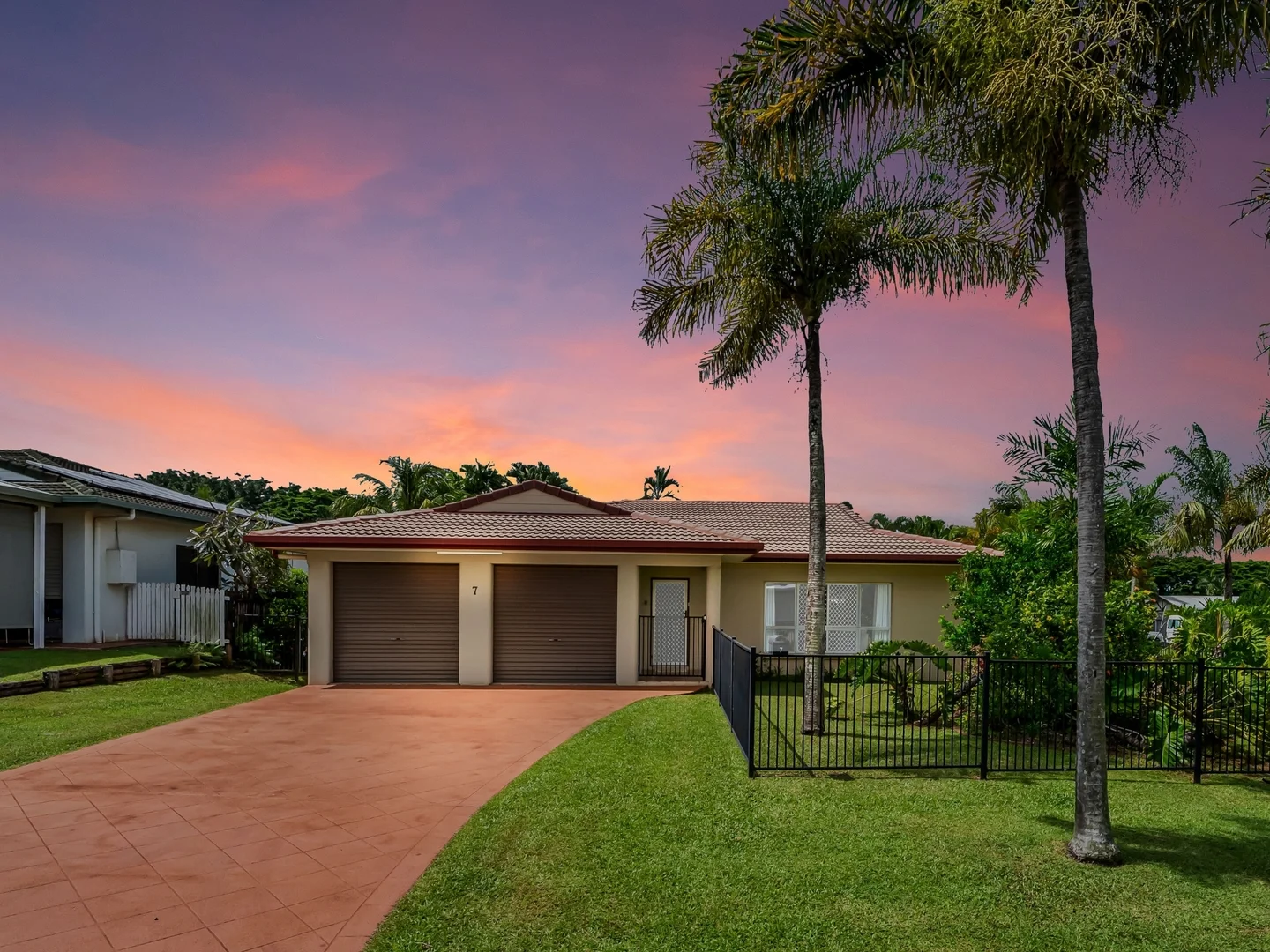 Additional image 40 of 7 Grimes Close, Kanimbla QLD 4870