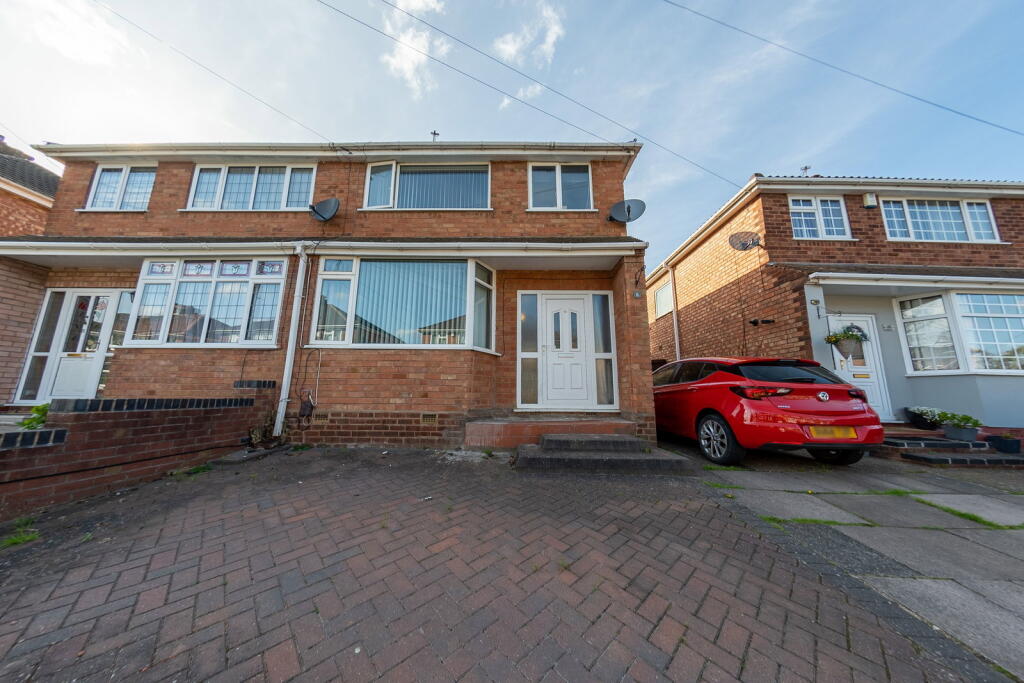 Mowe Croft, Marston Green, B37
