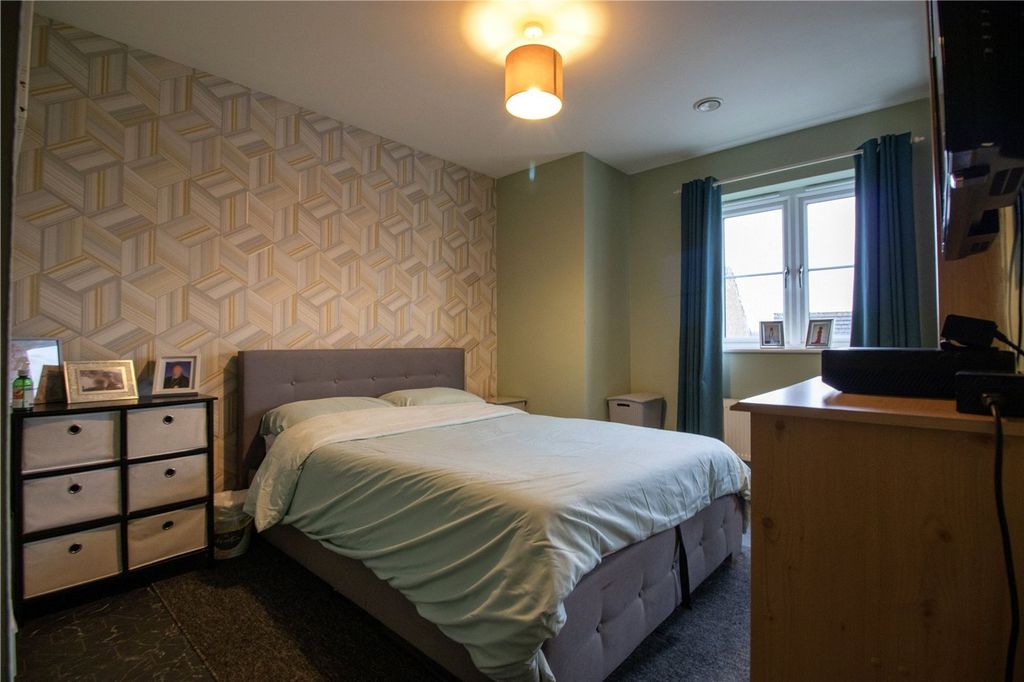 Additional image 6 of 2 bed flat for salePintail Close, Scunthorpe DN16