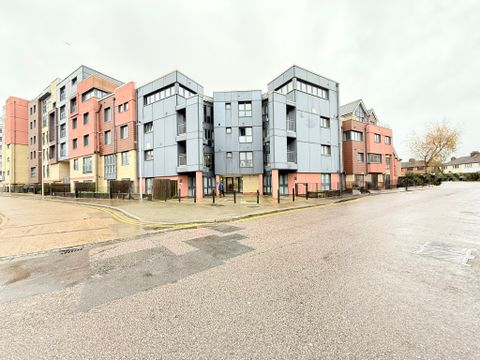 Invito House, Bramley Crescent, Gants Hill IG2, Studio to rent