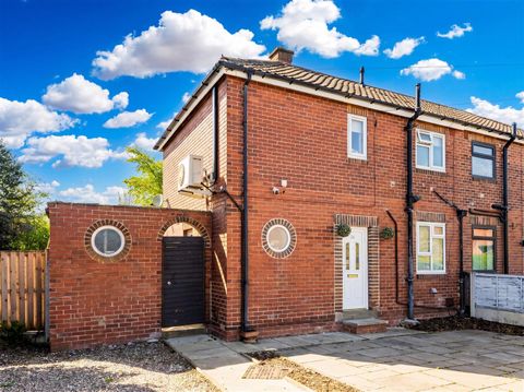 Queensway, Rothwell LS26