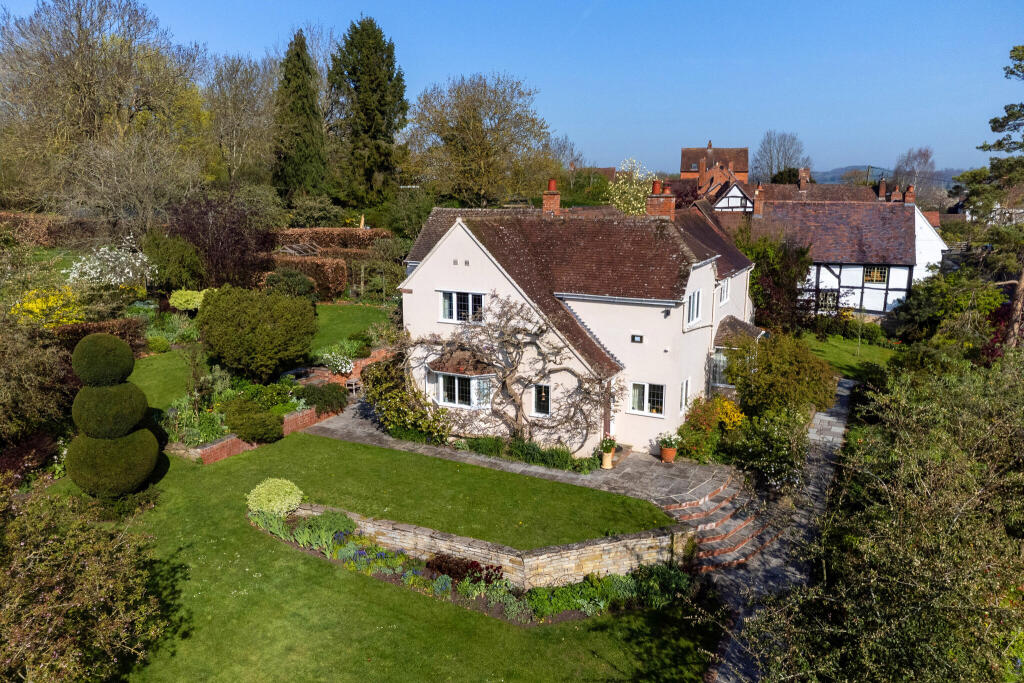 Haselor, Alcester, B49
