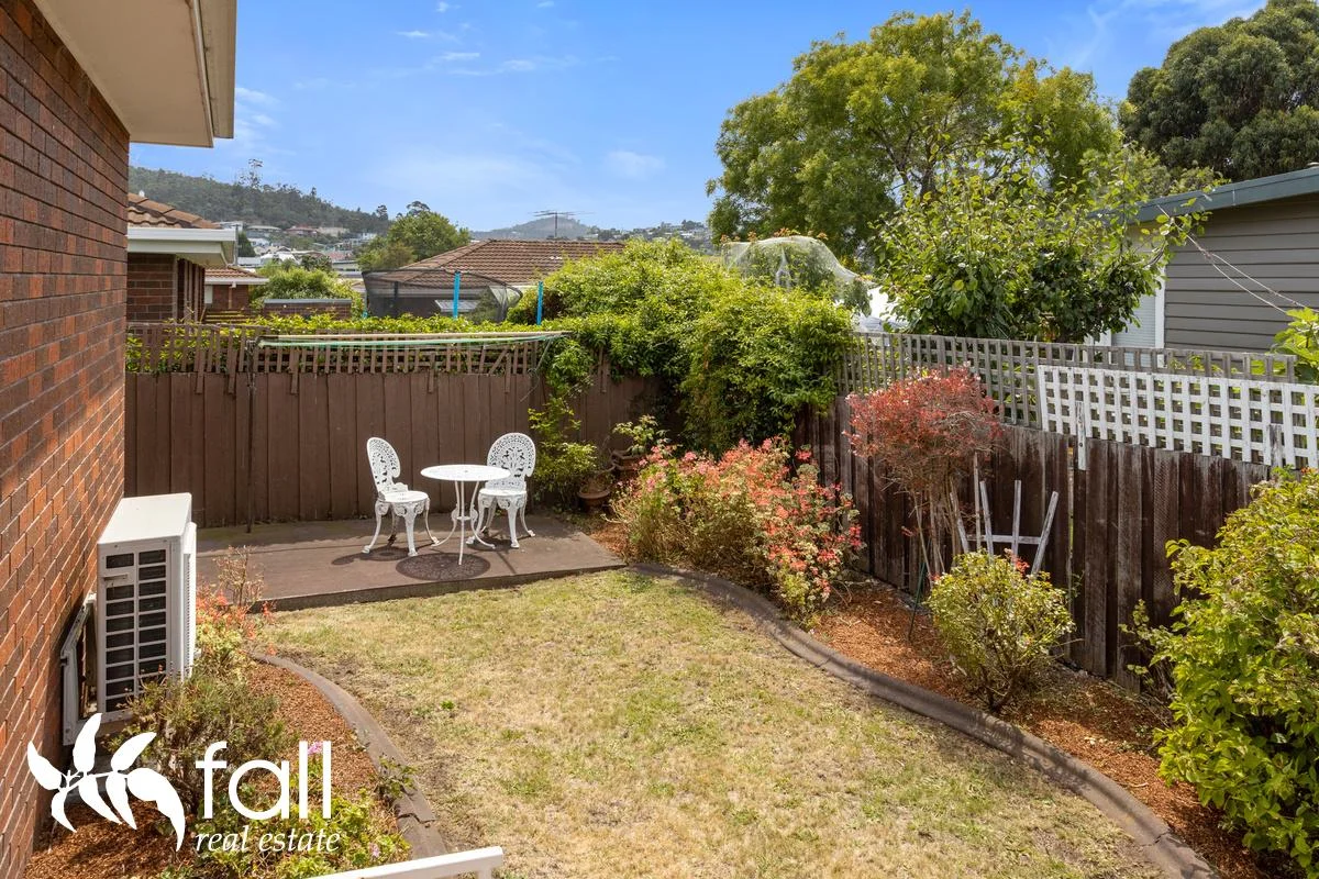 Additional image 11 of 2/15 Park Road, Lindisfarne TAS 7015