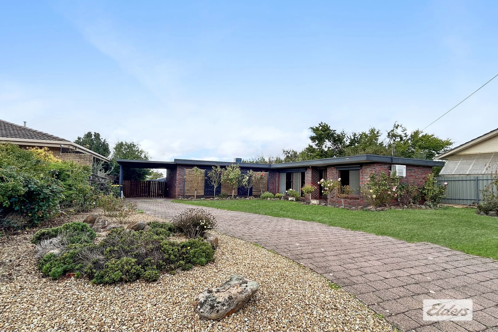 2 Ellerker Avenue, Ararat VIC 3377