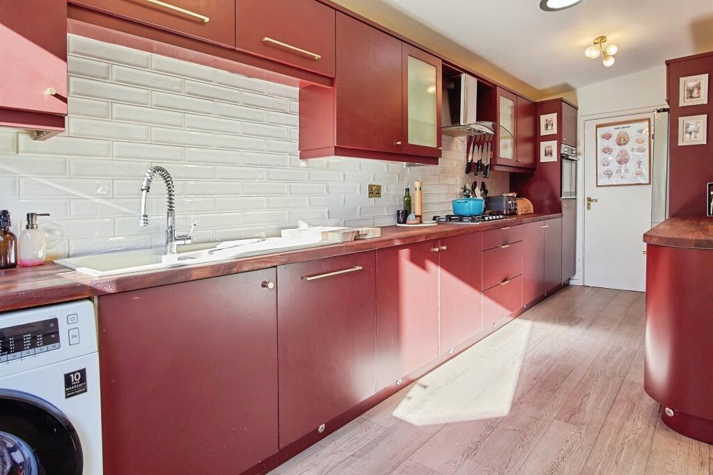 Additional image 9 of Heythrop Grove, Birmingham