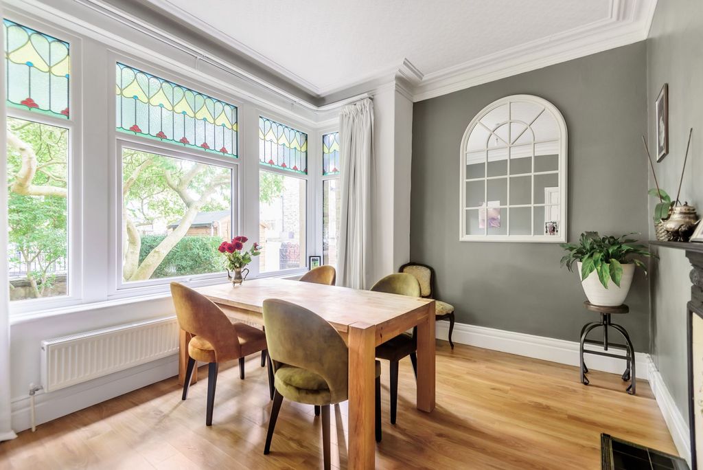 Additional image 8 of 4 bed terraced house for saleDragon Parade, Harrogate HG1
